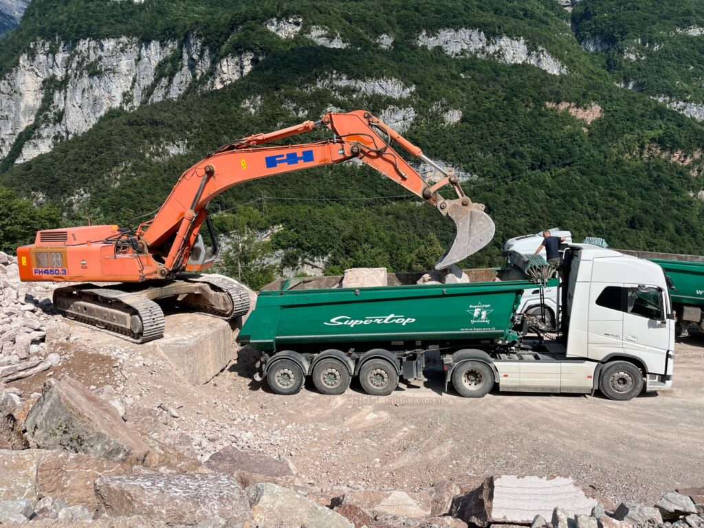 Scandipadova: l'artiglio del Grifone rimette a posto la natura 7