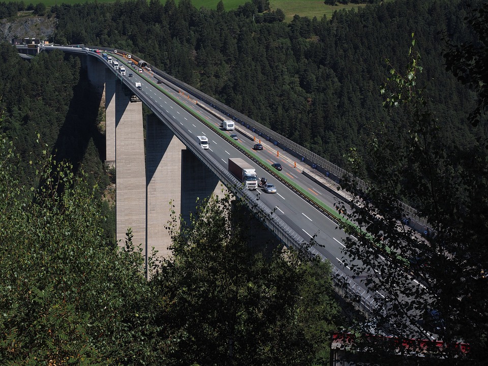 Traffico Brennero, 1,8 miliardi persi in cinque anni: la denuncia di Uniontrasporti