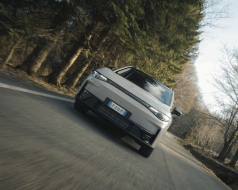 SUV elettrico C10 AWD