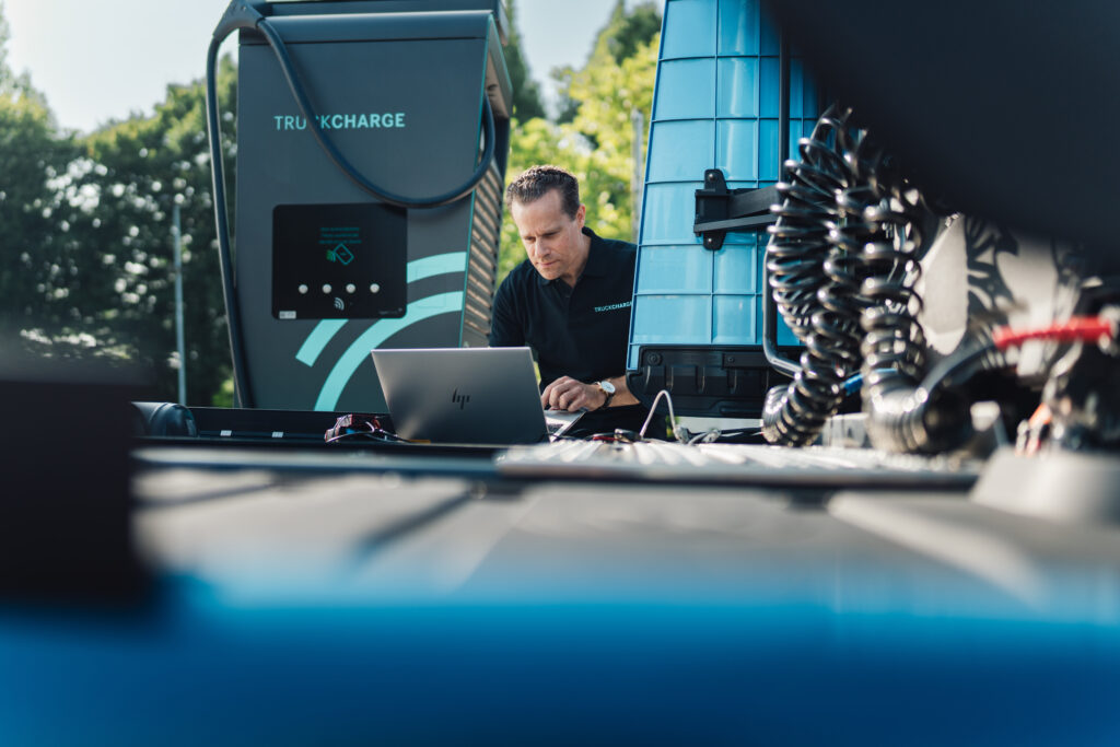 Mercedes-Benz Trucks: il nuovo eActros 400 amplia l’offerta nel trasporto elettrico pesante 5