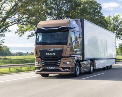 nuovo TGX D30 PowerLion_man_truck&bus