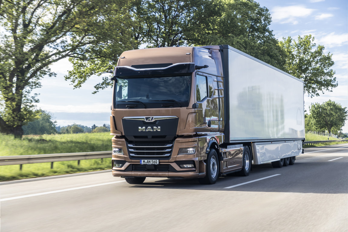 nuovo TGX D30 PowerLion_man_truck&bus