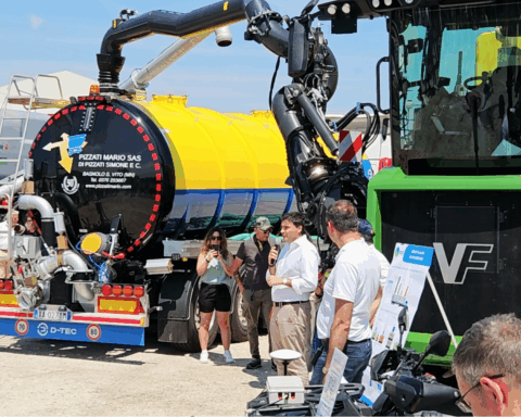 Alberto Maggi, amministratore unico di Multitrax, a Bagnoli di Sopra per la prima tappa del Farming Days 2025