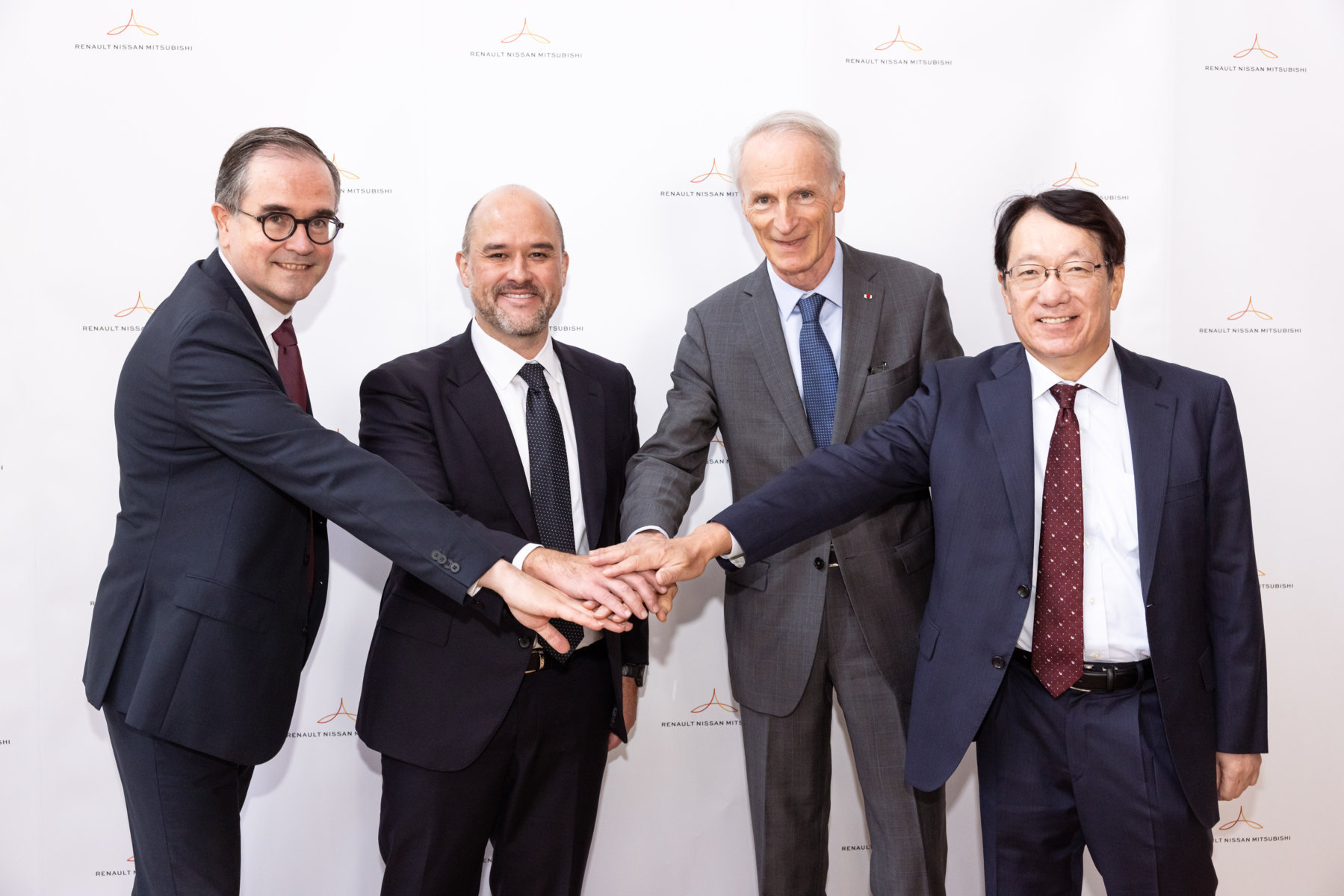 Alliance_Renault_Group__Nissan_-_Mitsubishi_Douai