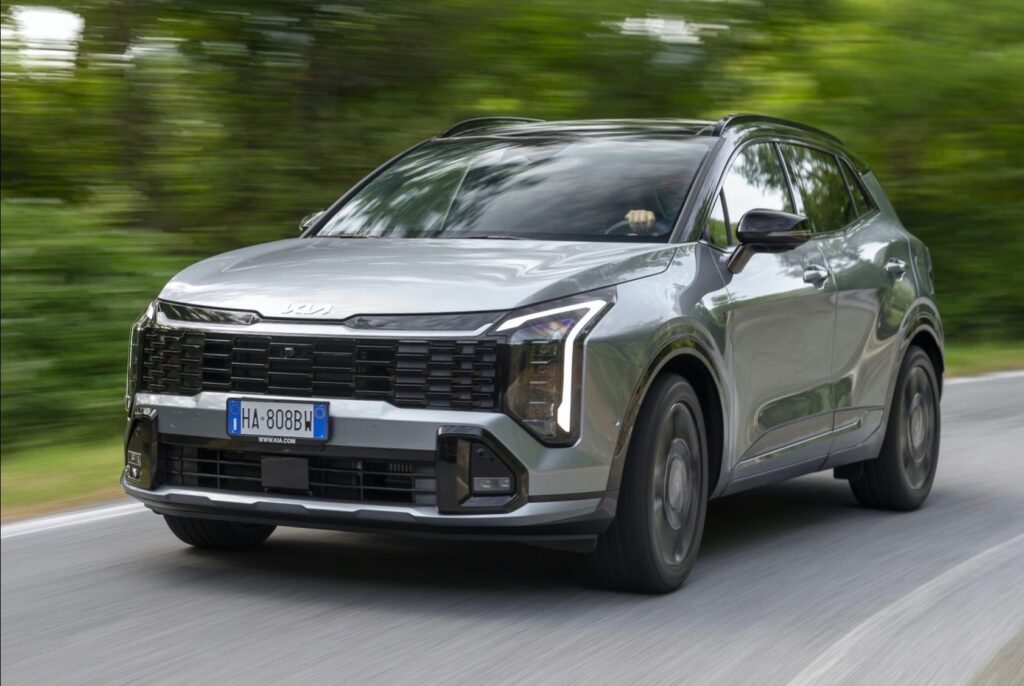 Kia al Salone Auto di Torino 2025: protagoniste le novità elettriche con EV5, EV4 e Nuovo Sportage 3