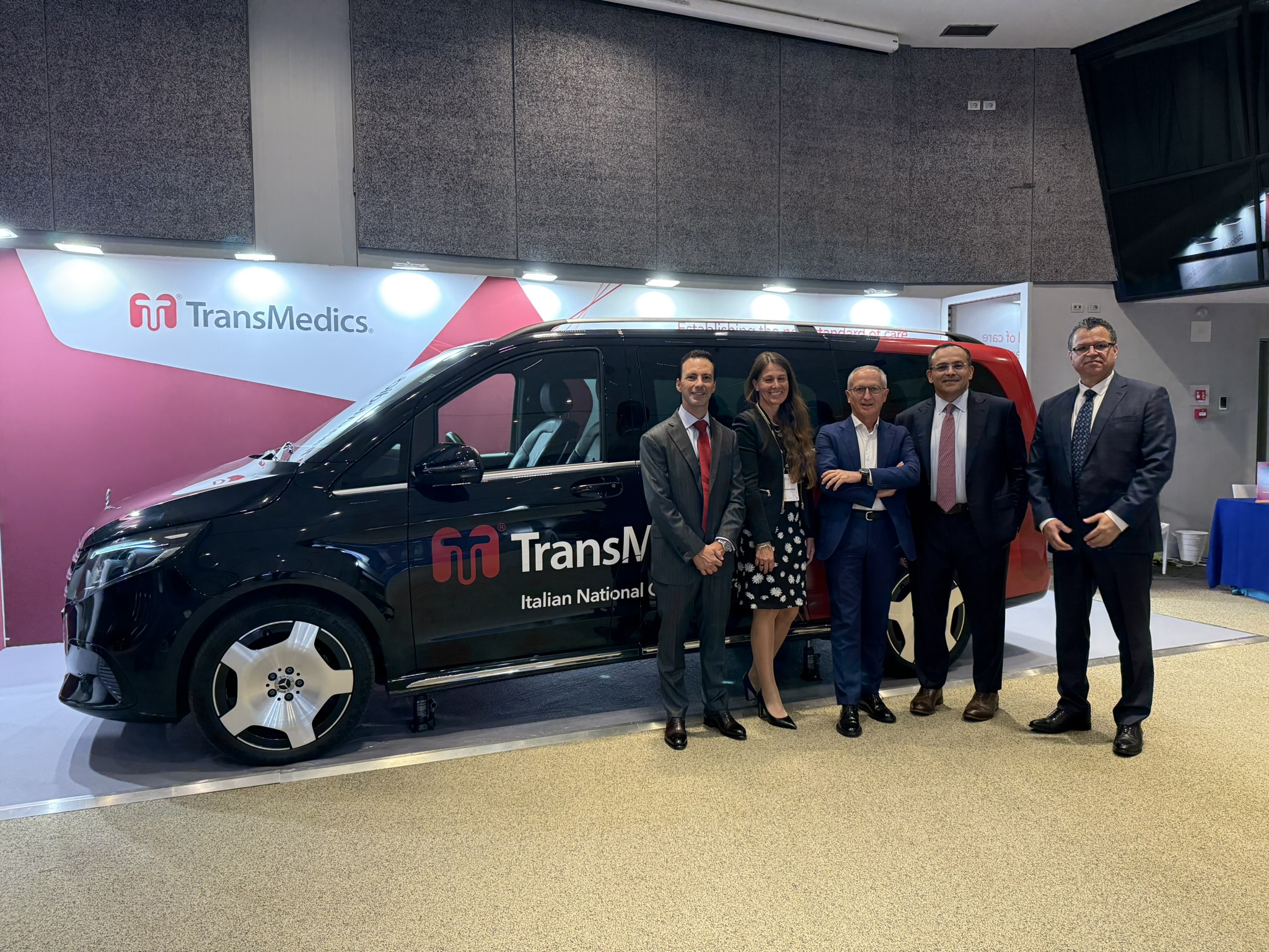 TransMedics e Mercedes-Benz