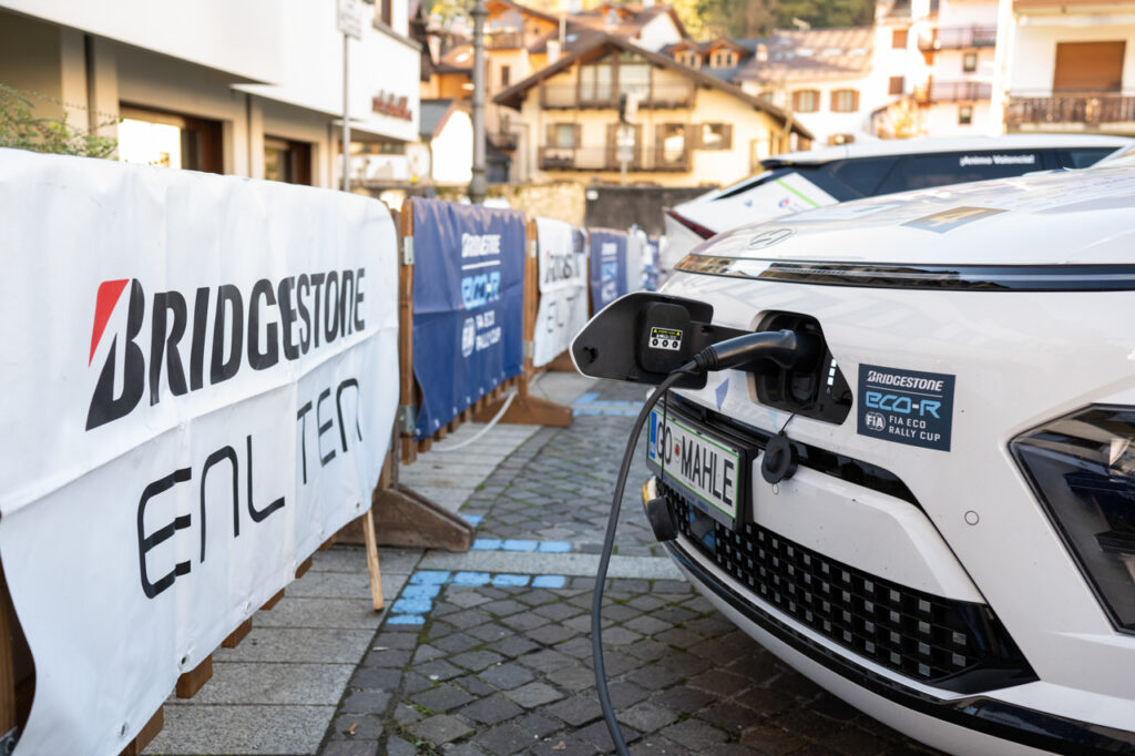 ECOdolomitesGT torna sulle Dolomiti con tre giorni di sfida per l’auto elettrica e ibrida 4