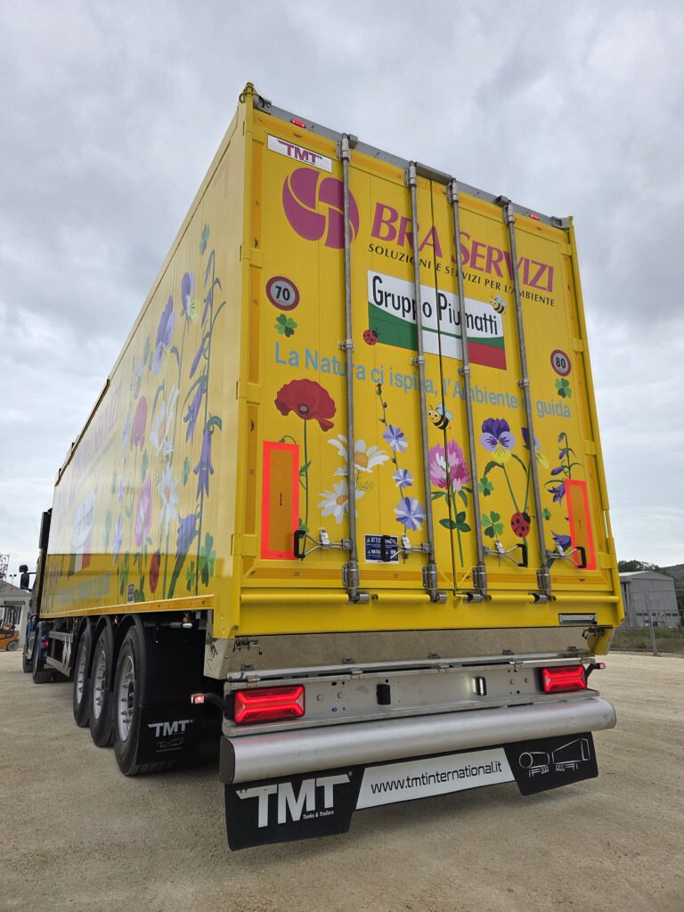 TMT International porta a Ecomondo 2025 il nuovo semirimorchio ecosostenibile 5