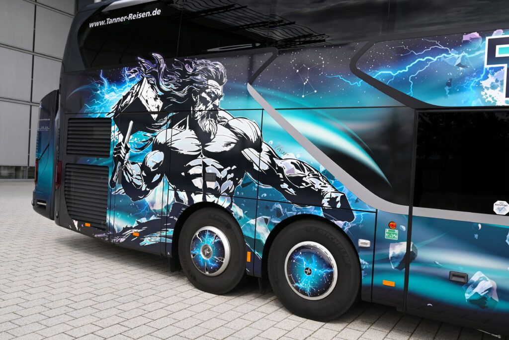 Setra Thor, il nuovo double-decker di Daimler Truck celebra i 50 anni di Tanner KG 2