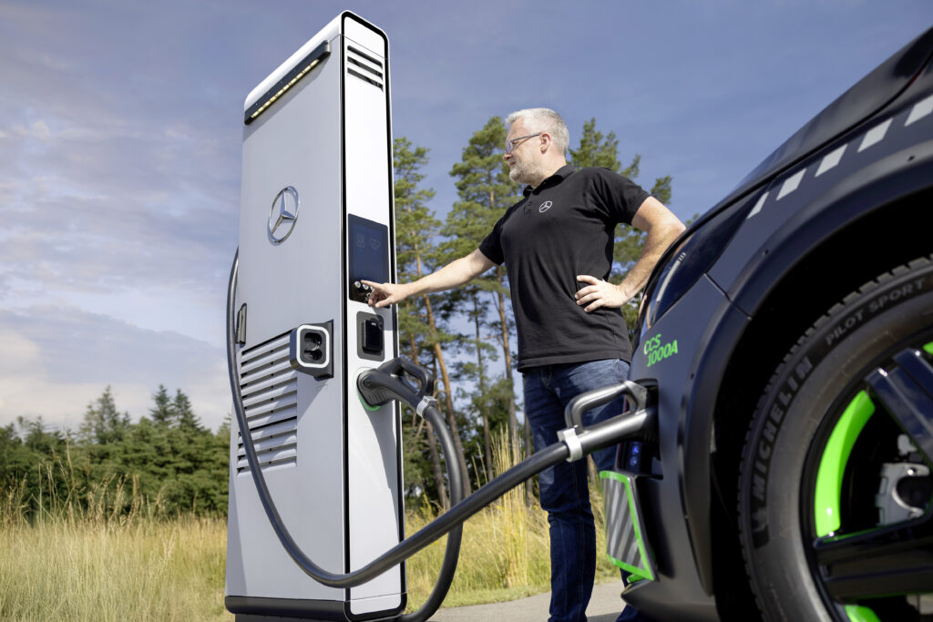 Mercedes-Benz ELF, il laboratorio mobile che rivoluziona la ricarica elettrica 3