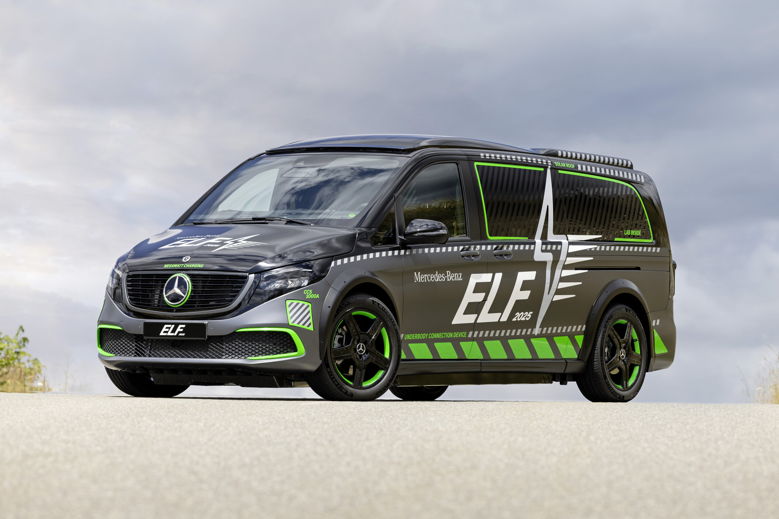 Mercedes-Benz ELF 2025: un nuovo approccio alla ricarica dei veicoli elettrici