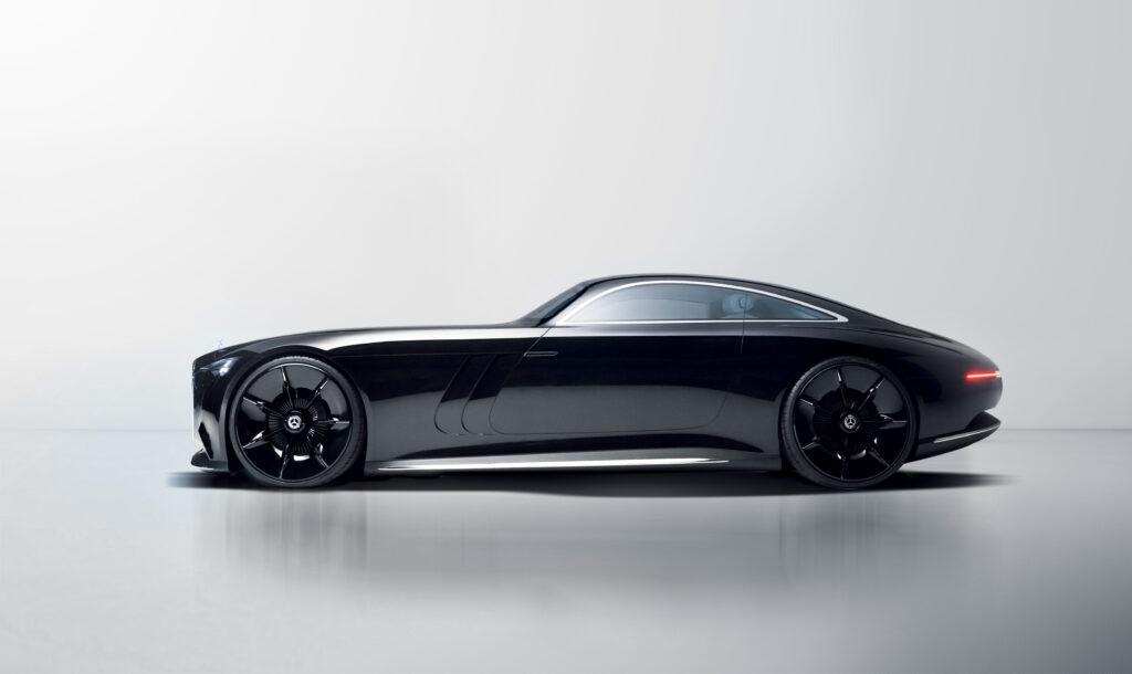 Mercedes-Benz Vision Iconic: il design automobilistico incontra il futuro 4