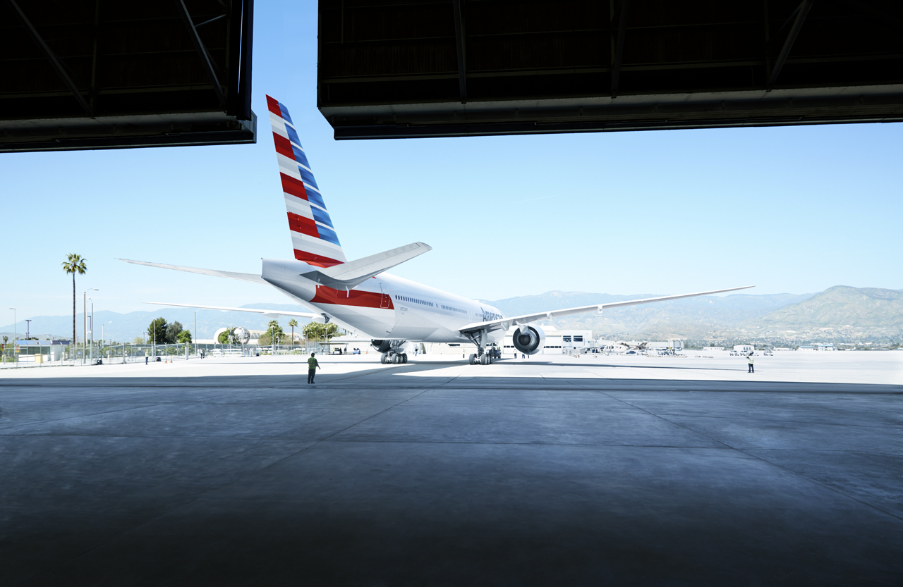 American Airlines, nuova livrea Flagship®