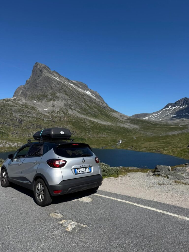 Viaggio on the road da Roma a Capo Nord con Renault Captur 4