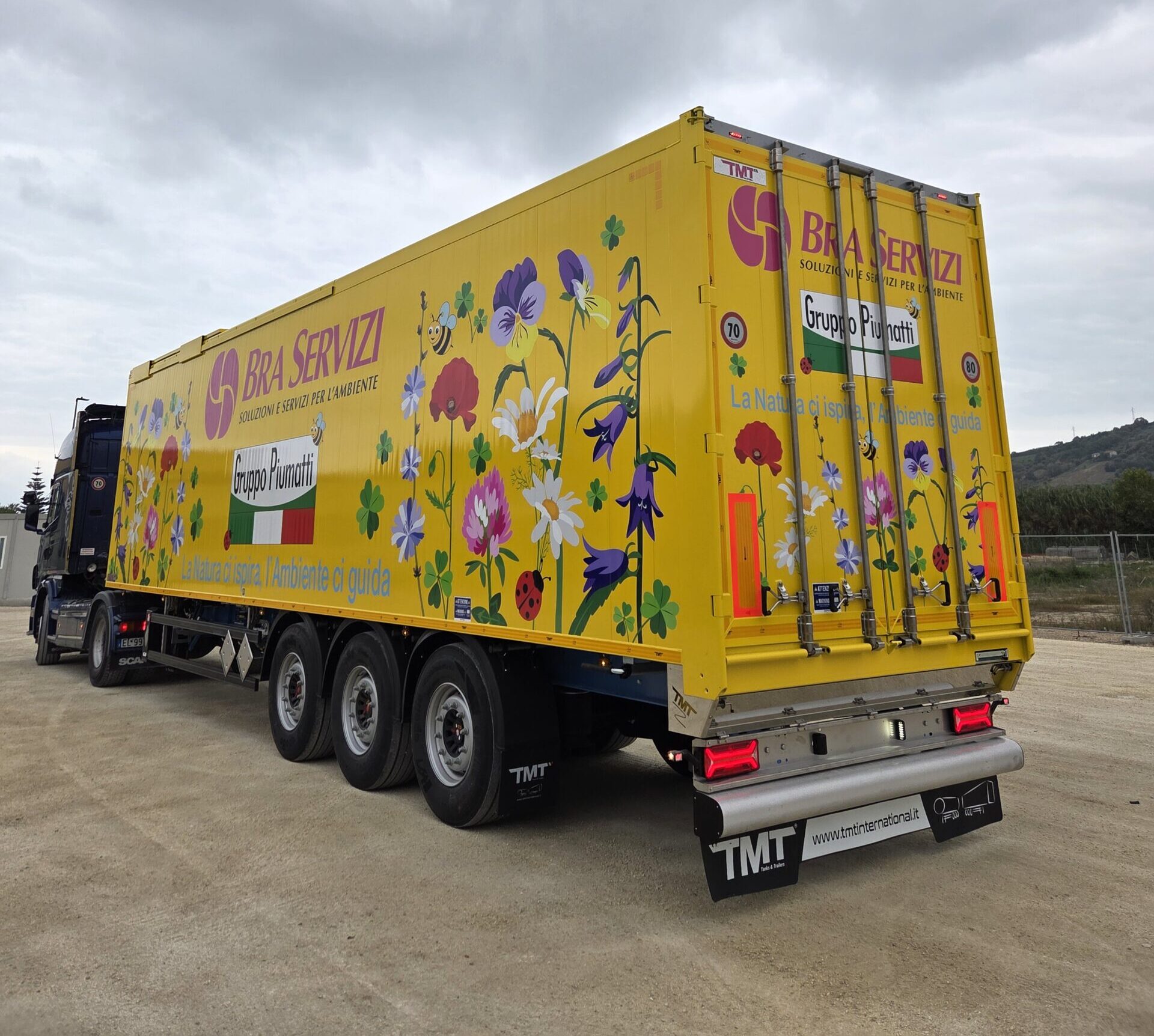 TMT International porta a Ecomondo 2025 il nuovo semirimorchio ecosostenibile 1 TMT International alla fiera Ecomondo 2025