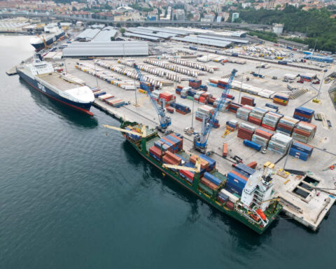 Porto di Triste: guida la sperimentazione digitale nel flusso merci