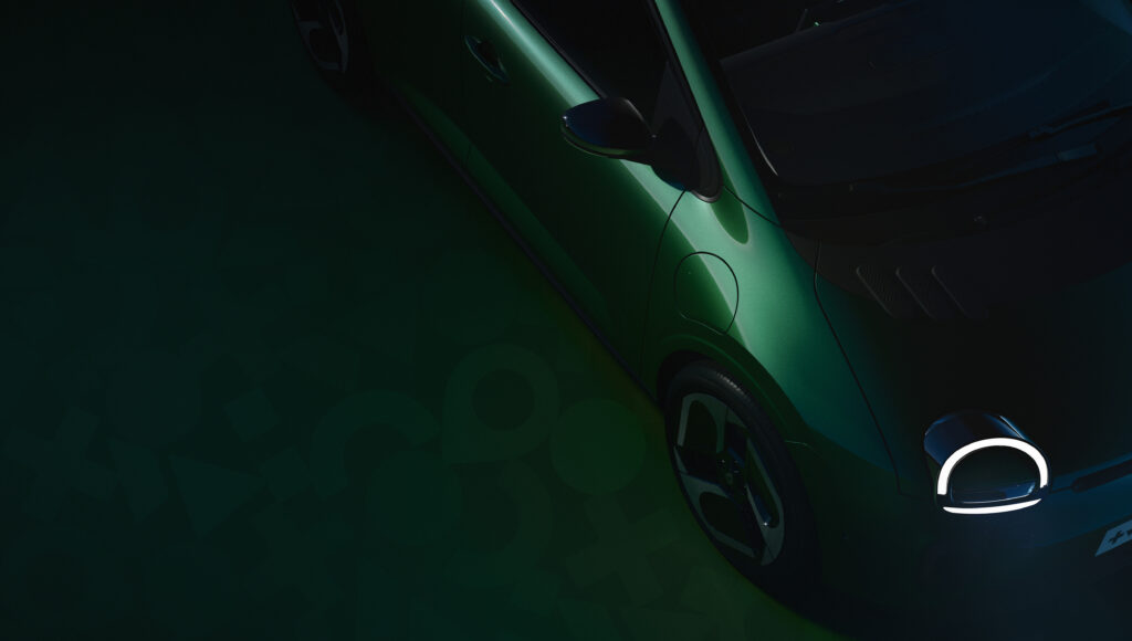 Renault lancia in Italia il programma Twingo R Pass per la nuova city car elettrica 4
