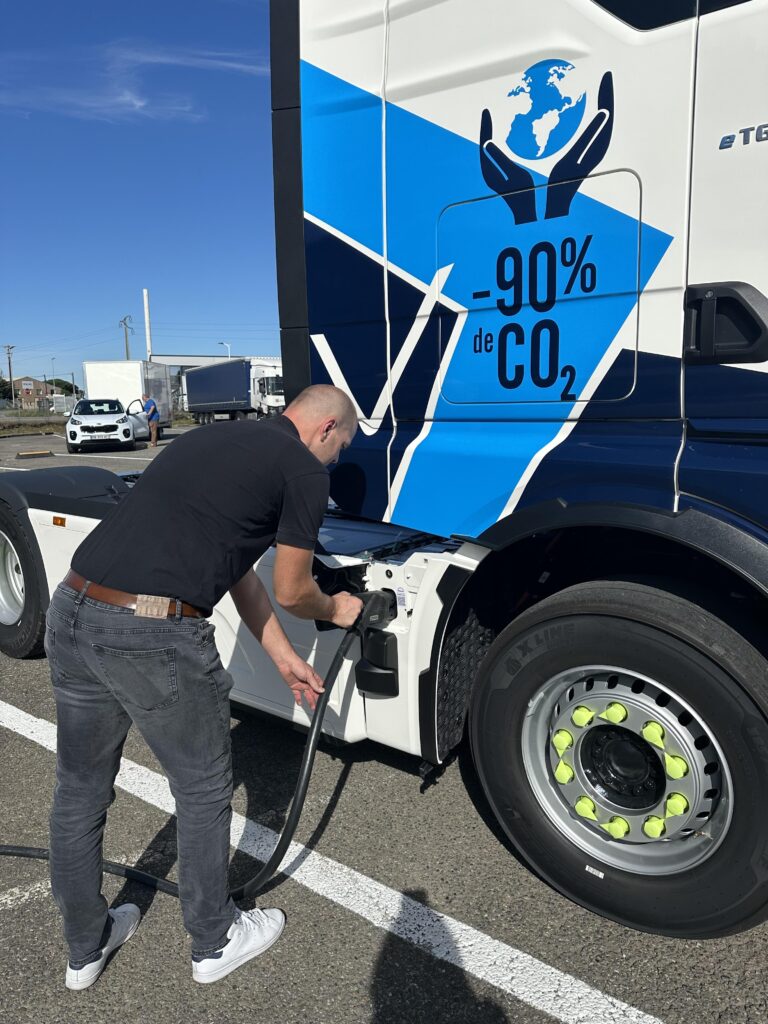 Rave introduce a Tolosa 4 camion elettrici MAN per la logistica di Airbus 5