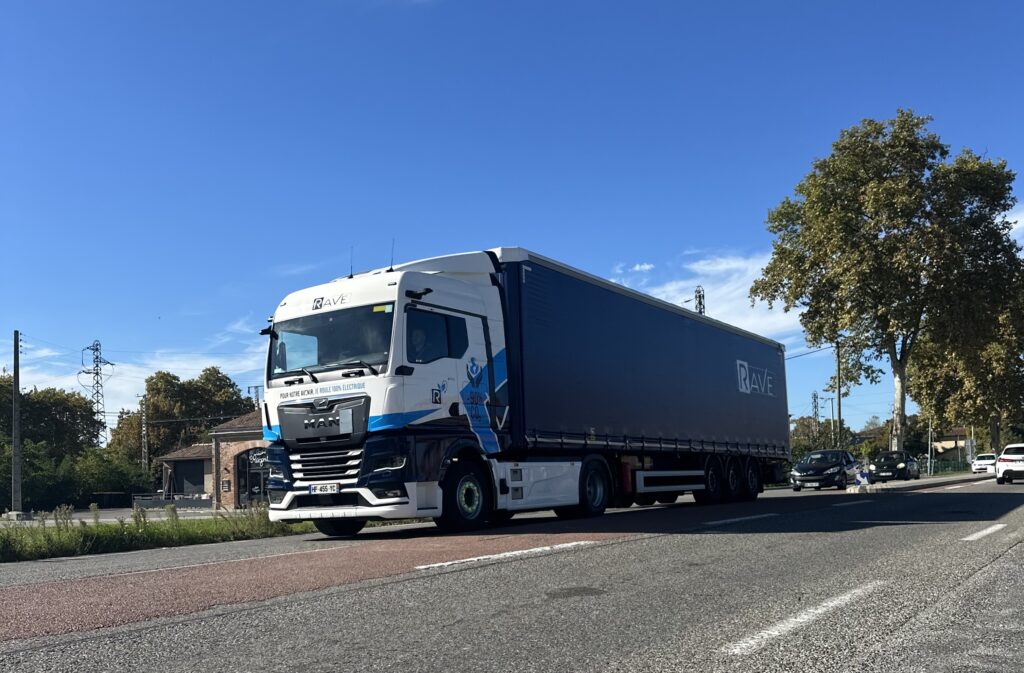 Rave introduce a Tolosa 4 camion elettrici MAN per la logistica di Airbus 4