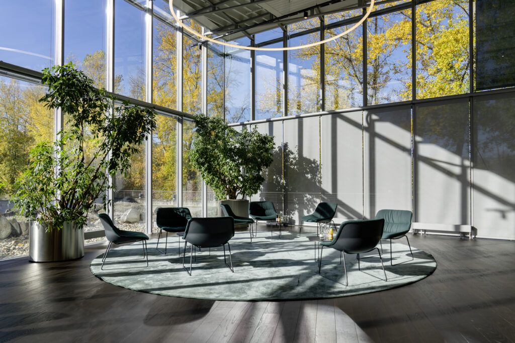 Mercedes-Benz Trucks inaugura il nuovo Customer Experience Center: spazio rinnovato, focus sull’esperienza 6