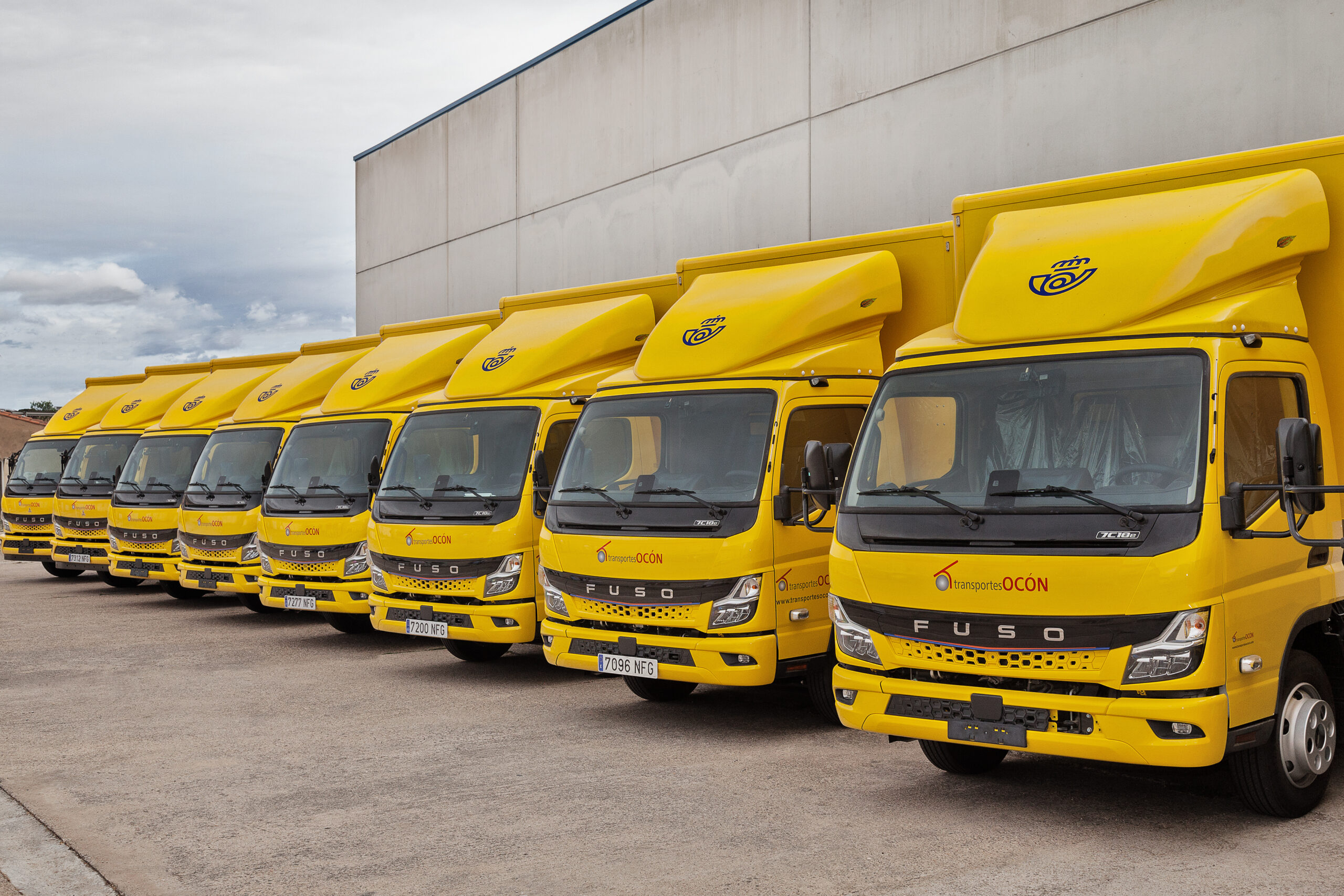 Transportes Ocón introduce 15 camion elettrici FUSO eCanter nella propria flotta per le consegne di Correos, nell’ambito di una collaborazione con Daimler Truck per promuovere un trasporto urbano più sostenibile.