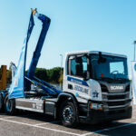 Il nuovo Super 11 Scania allestito per B&G Ecoline: un veicolo per il noleggio industriale progettato per l’igiene urbana, con tecnologie avanzate, consumi ridotti e massima efficienza operativa.