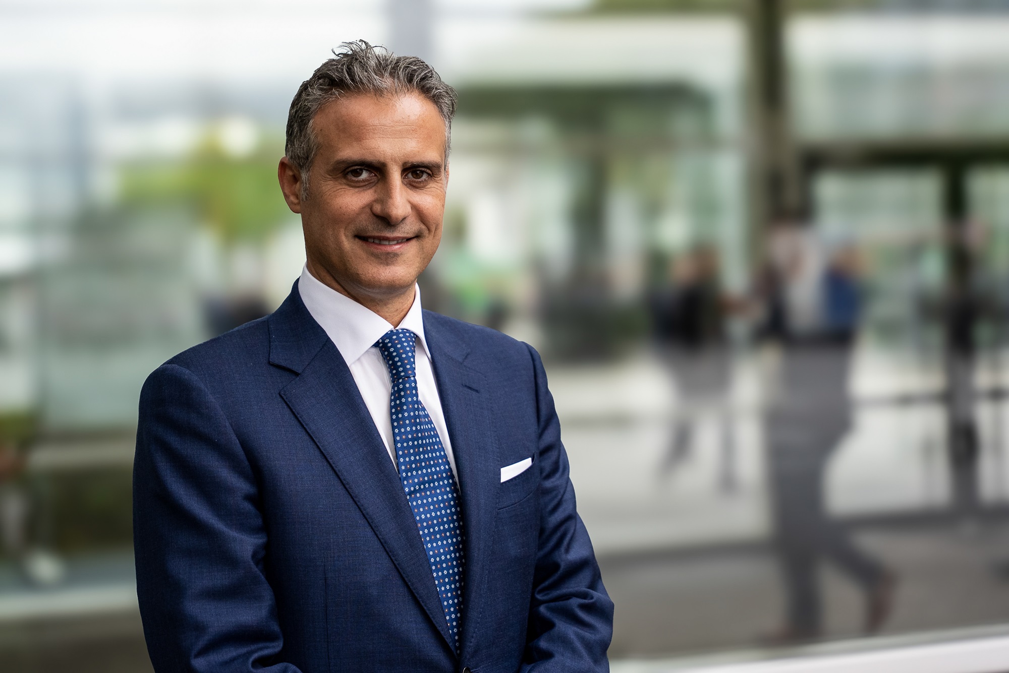 Agostino Emanuele, alla guida di CTP Italy, coordina l’ingresso e lo sviluppo del gruppo nel mercato italiano, con l’obiettivo di replicare il modello europeo dei business park integrati e sostenibili.