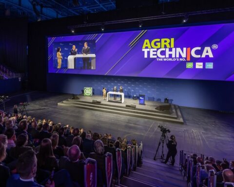 Prometeon Tyre Group presenta la Serie 02: pneumatici agricoli ad alte prestazioni per un’agricoltura più efficiente e sostenibile.