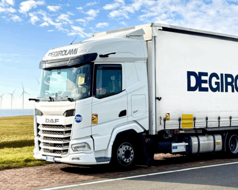 DAF: 40 nuovi XF 430 FAN 6x2 per De Girolam