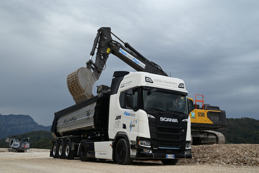 Scania accelera sulla transizione elettrica: nasce un nuovo ecosistema per il trasporto sostenibile 4