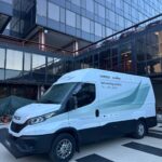 Un nuovo passo verso la mobilità connessa: IVECO e Accenture presentano una tecnologia V2X avanzata per migliorare la sicurezza stradale e l’efficienza dei trasporti.