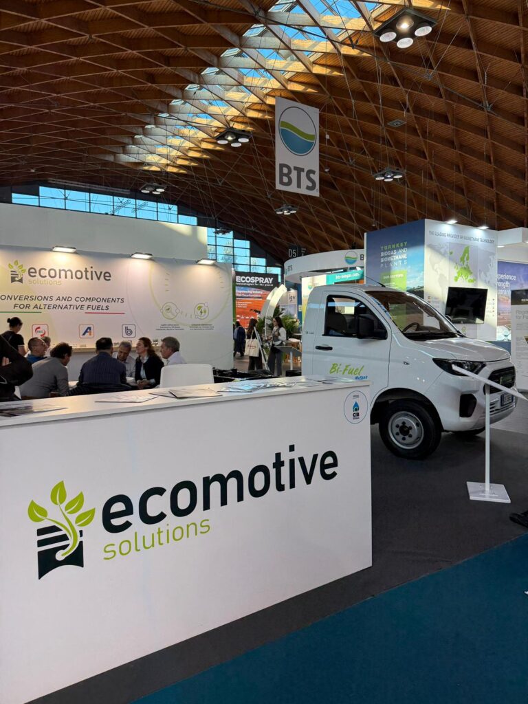 Mobilità sostenibile, Ecomotive Solutions svela a Ecomondo il T35 a metano e l’OrtoBio ElettroAttivo 6