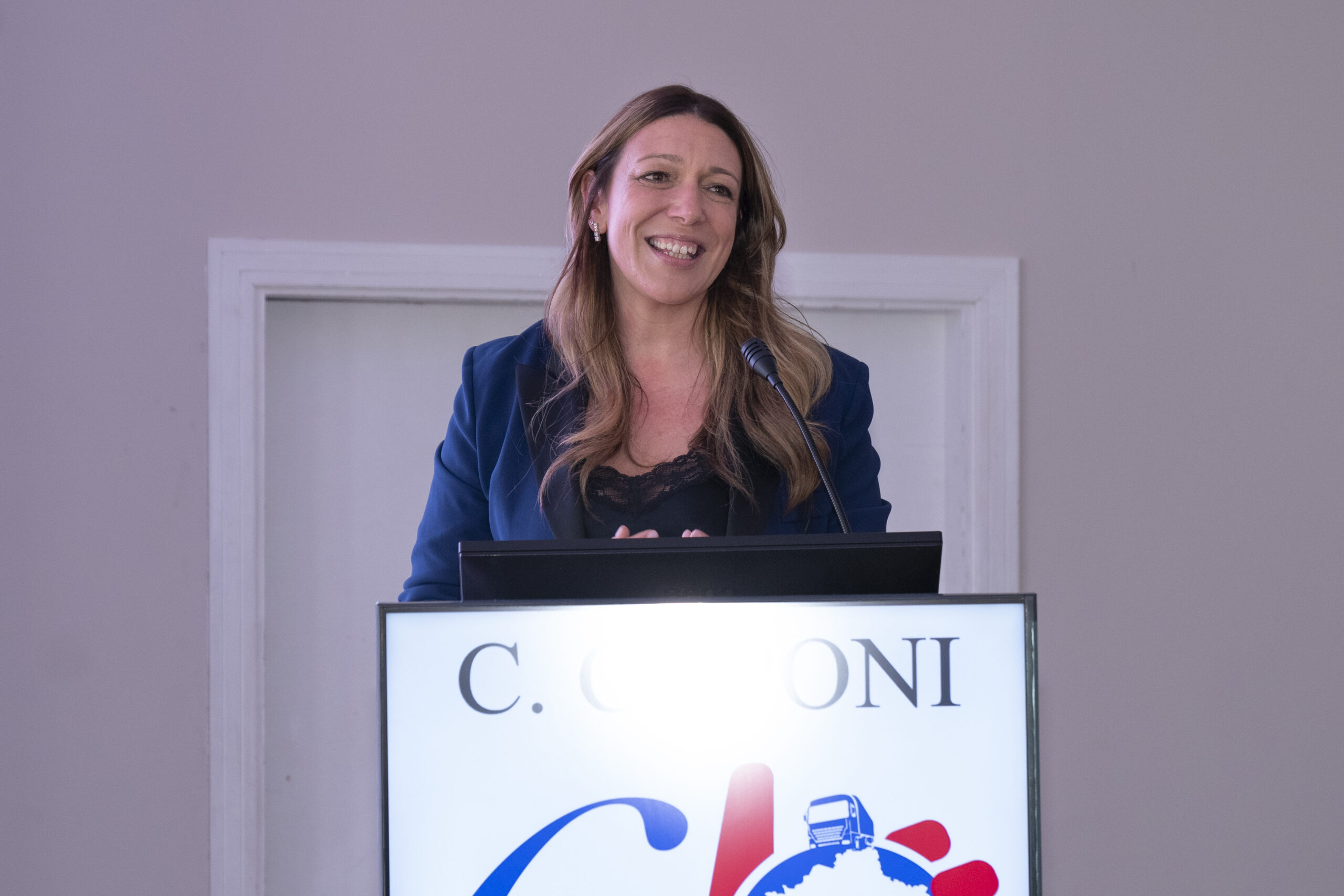 Carlotta Caponi, Segretario Generale della FAI, in prima linea nella Giornata internazionale per l’eliminazione della violenza contro le donne: “Nel trasporto servono azioni, non simboli”.