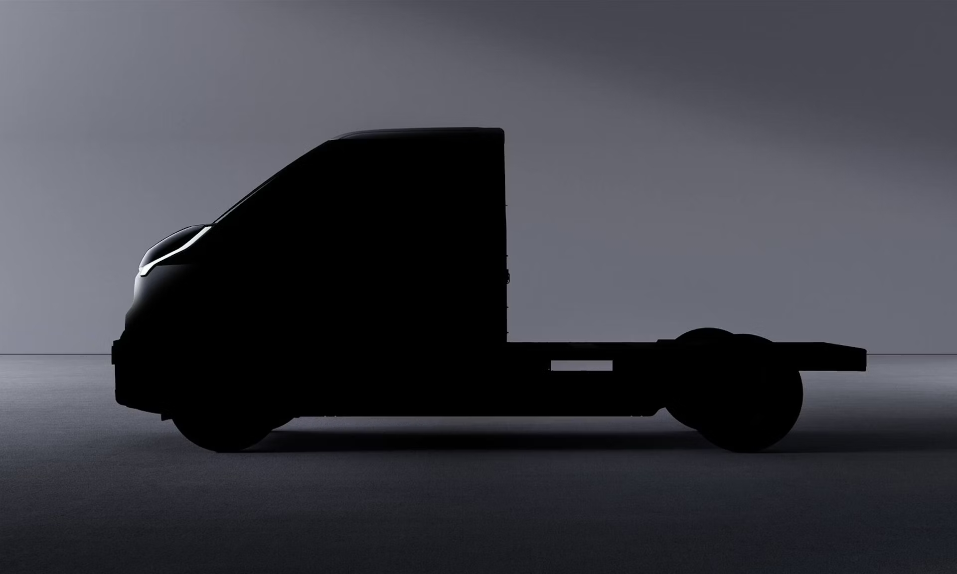 Il nuovo Kia PV5 Chassis Cab debutta in anteprima mondiale a SOLUTRANS 2025.