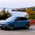 Leapmotor, marchio cinese sostenuto da Stellantis, continua la sua espansione nel mercato globale dei veicoli elettrici con modelli innovativi e un’accelerazione costante nelle vendite mensili.