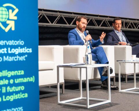 Un momento del convegno annuale dell’Osservatorio Contract Logistics “Gino Marchet”, durante l’intervento di DACHSER dedicato all’uso strategico dell’intelligenza artificiale nella logistica.