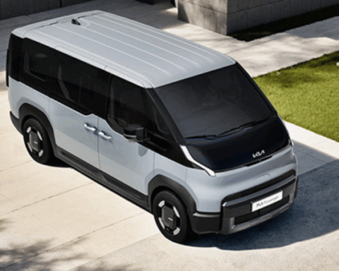 Kia presenta PV5 a Ecomondo 2025