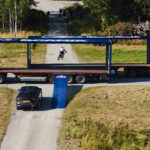 Un evento senza precedenti mette in luce l’evoluzione della guida autonoma: Scania e Red Bull collaborano in una sfida che unisce tecnologia d’avanguardia, sport estremo e visione per il futuro del trasporto.