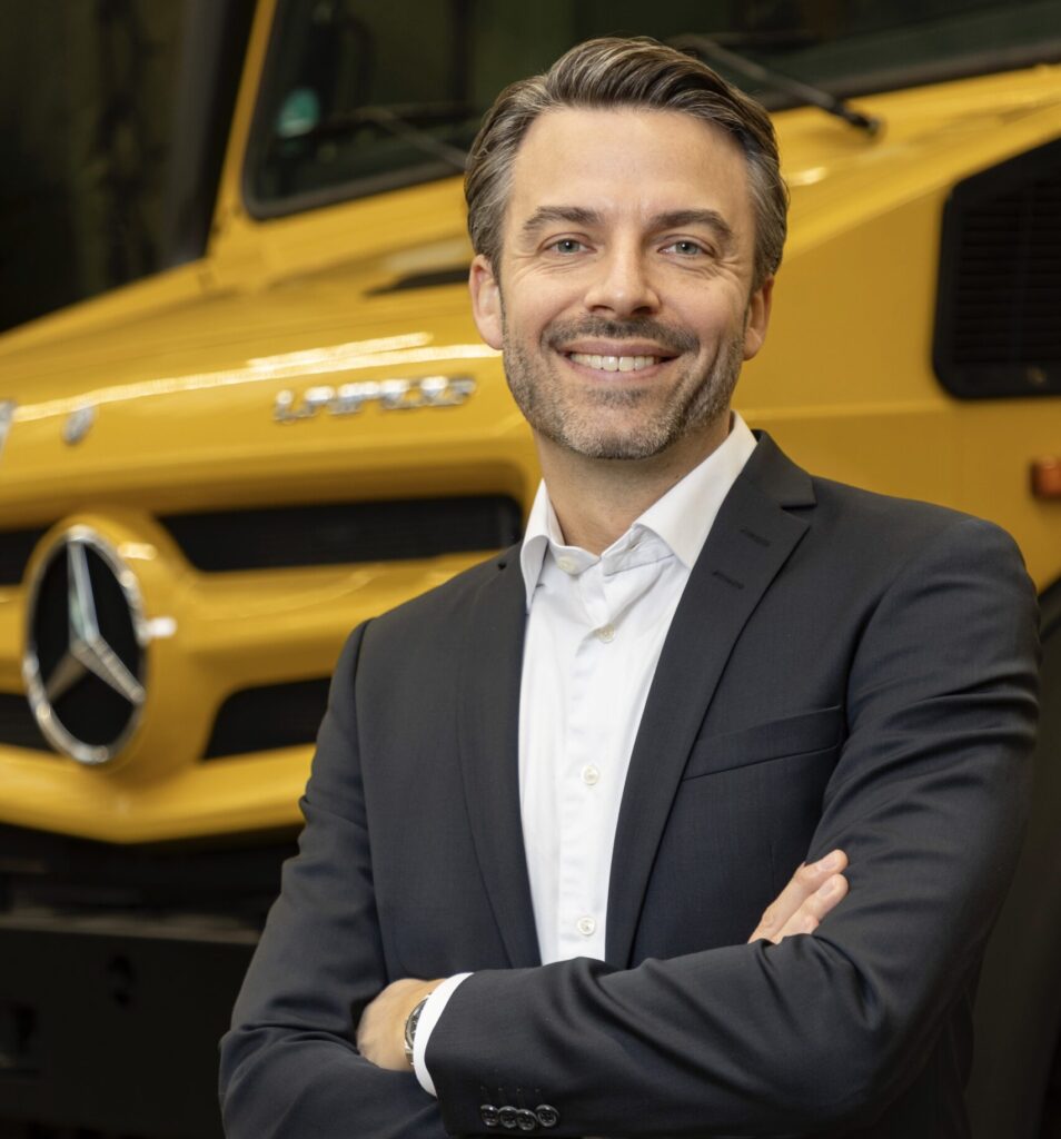 Cambio ai vertici per Mercedes-Benz Special Trucks: dal 2026 Dennis Kinzelmann guiderà la divisione Daimler Truck dedicata ai veicoli speciali e al settore difesa, subentrando a Franziska Cusumano.