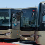 IVECO BUS consegna tre autobus CROSSWAY alla Direzione della Sicurezza Pubblica dell’Oman per il trasporto interurbano.