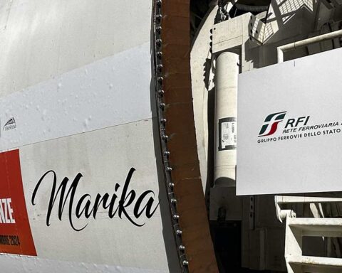 La TBM “Marika”, protagonista dello scavo del primo tunnel del Passante AV Firenze, ha raggiunto la futura stazione Belfiore dopo aver percorso tre chilometri sotto la città.