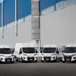 Veicoli commerciali Stellantis Pro One destinati alla logistica urbana, al centro di una fornitura strategica per l'efficienza e la sostenibilità del trasporto dell’ultimo miglio.