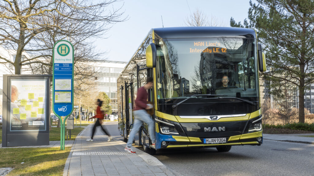 MAN Truck & Bus: maxi contratto con Deutsche Bahn per 3.000 autobus elettrici 4