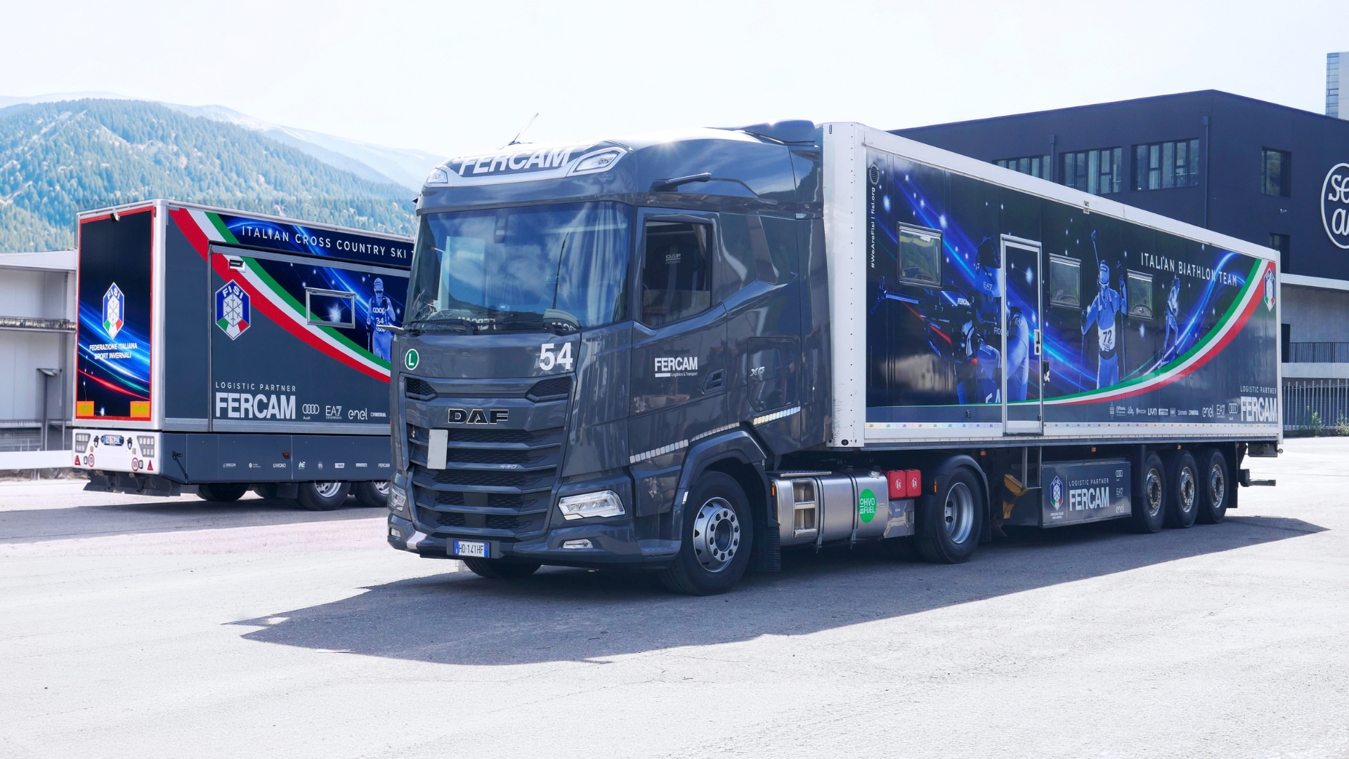 FERCAM rinnova l’accordo con FISI e amplia la logistica sportiva, affiancando al biathlon anche la Nazionale Italiana di Sci di Fondo.