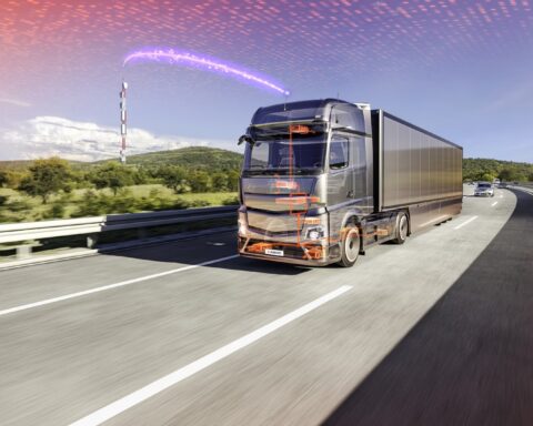 AUMOVIO presenta a IAA Transportation 2026 soluzioni integrate per veicoli commerciali, tra software, guida autonoma, efficienza ed elettrificazione.