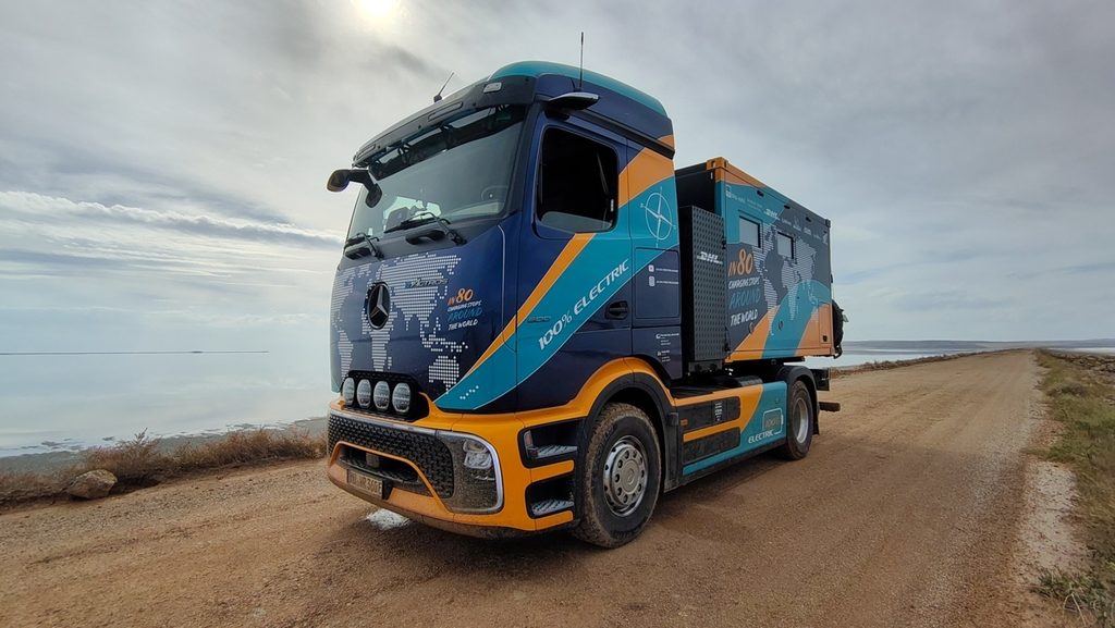 Camion elettrici, Mercedes-Benz eActros 600 completa la prima tappa del giro del mondo 4
