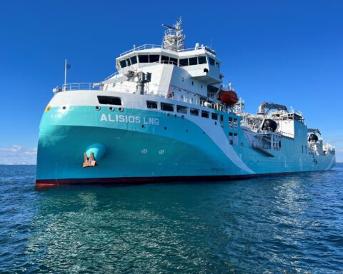 Axpo completa a Valencia il primo bunkering GNL, rifornendo una portacontainer con combustibile composto per oltre metà da bio-GNL.