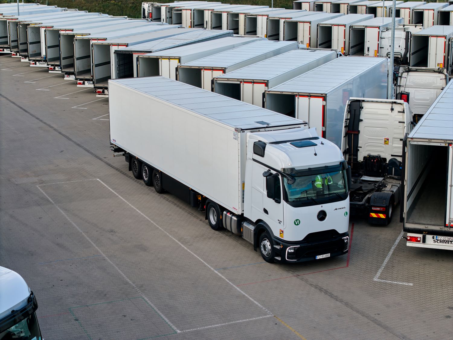 Il nuovo centro Girteka di Coesfeld, in Germania, amplia la rete europea dedicata alla manutenzione della flotta e punta a ridurre i tempi di fermo dei veicoli.