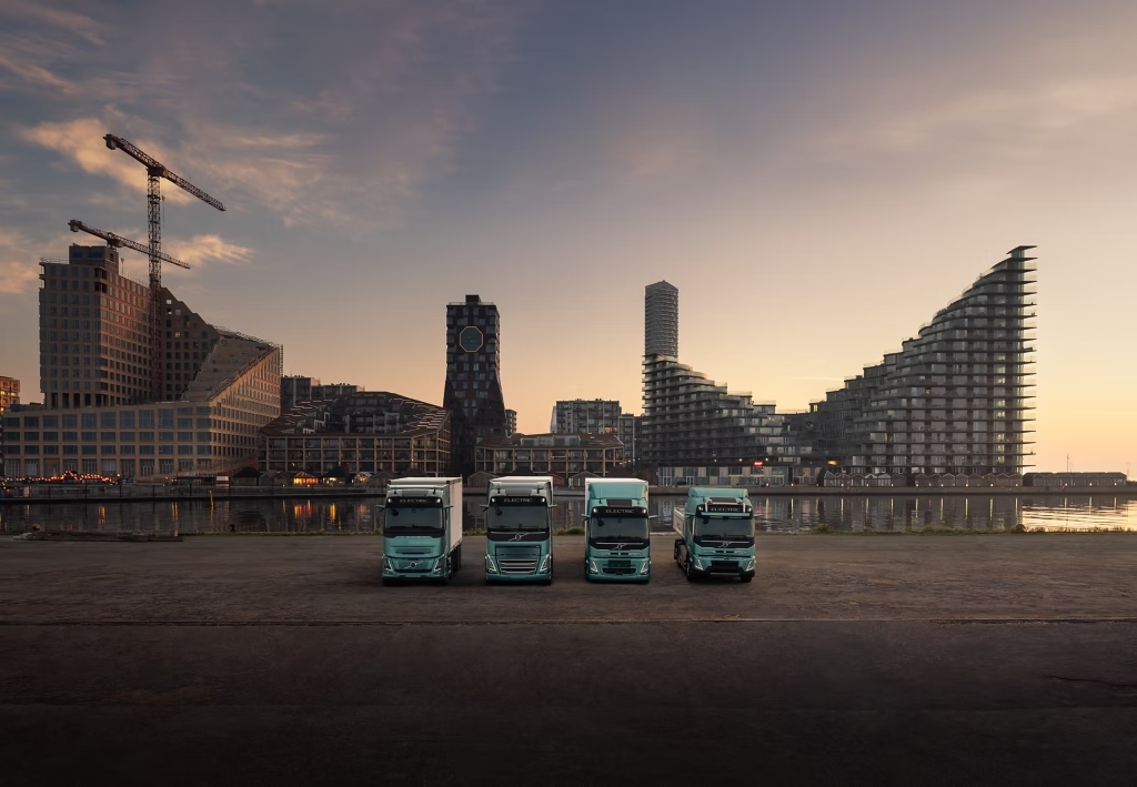 Volvo Group chiude il terzo trimestre 2026 con ricavi e redditività in crescita, sostenuti dal settore dei camion.